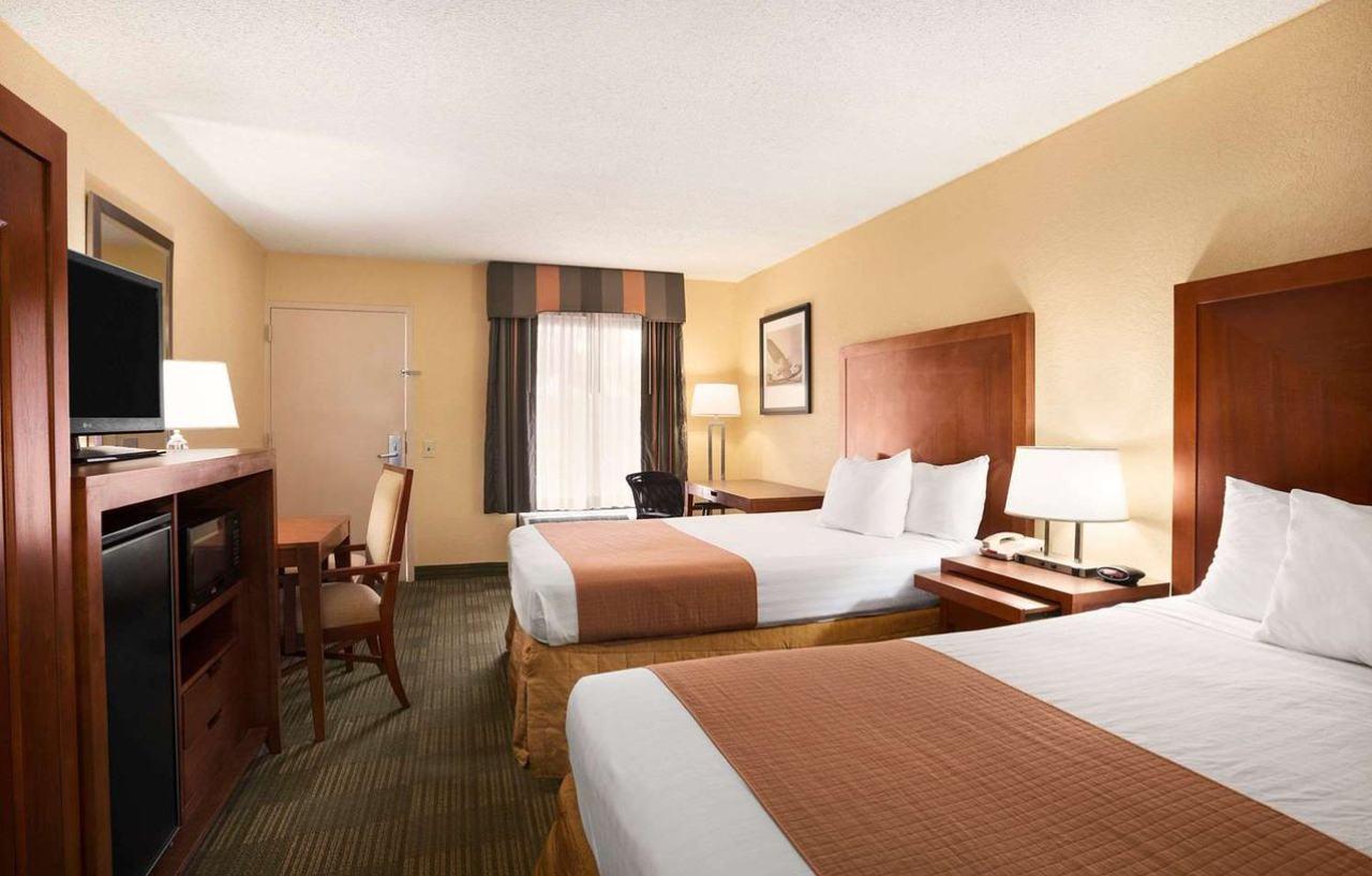 Days Inn By Wyndham Jacksonville Airport Exterior foto